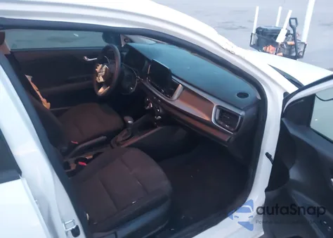 2021 Kia Rio Lx z USA, uszkodzony, nr VIN 3KPA24AD9ME430436